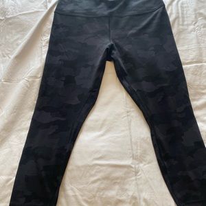 Lululemon Leggings Camo pattern